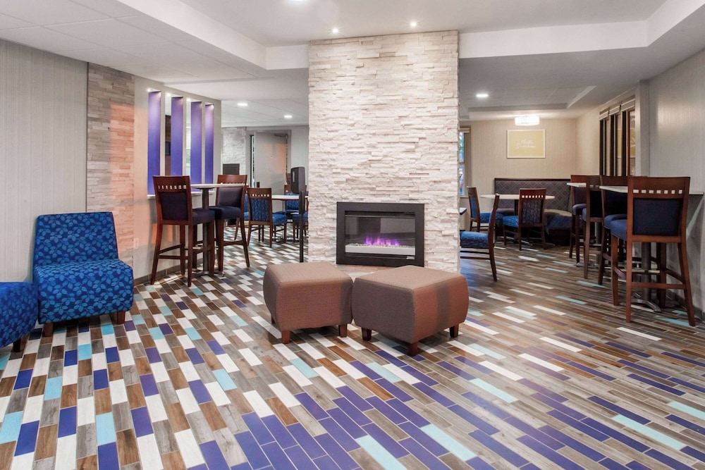 Days Inn by Wyndham Wilmington Brandywine 24/33