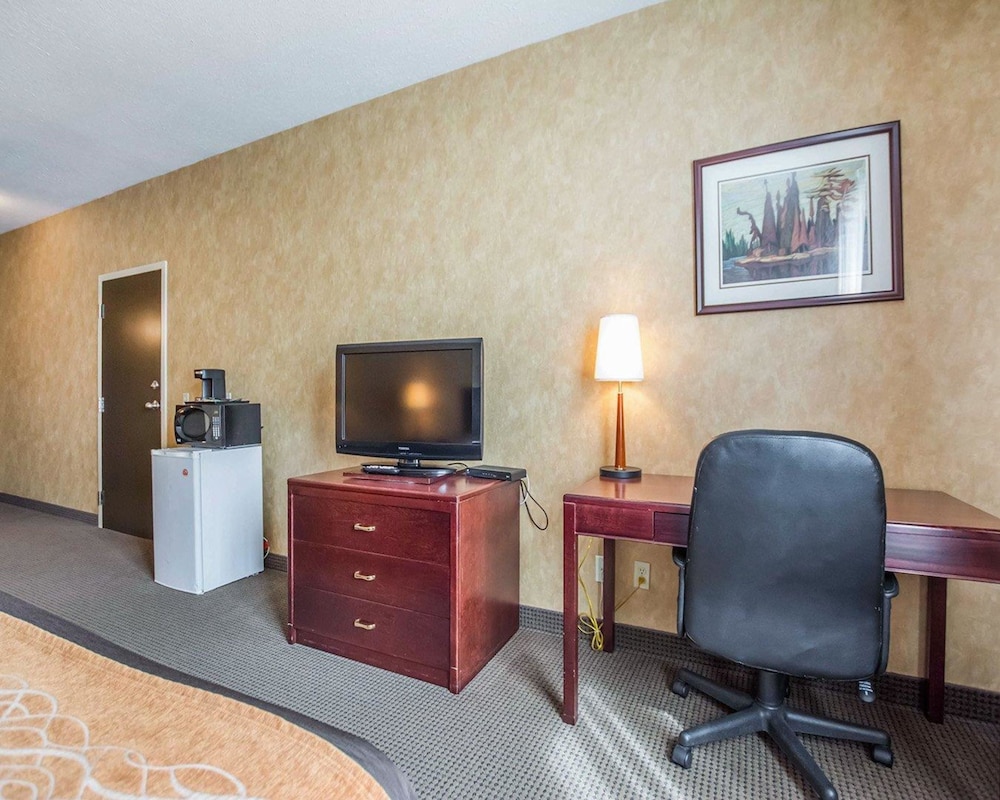 Comfort Inn Sturgeon Falls 32/40