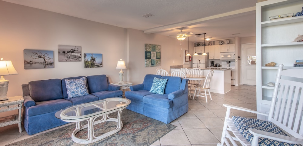 Villas By the Sea Resort Conference Center 35/73