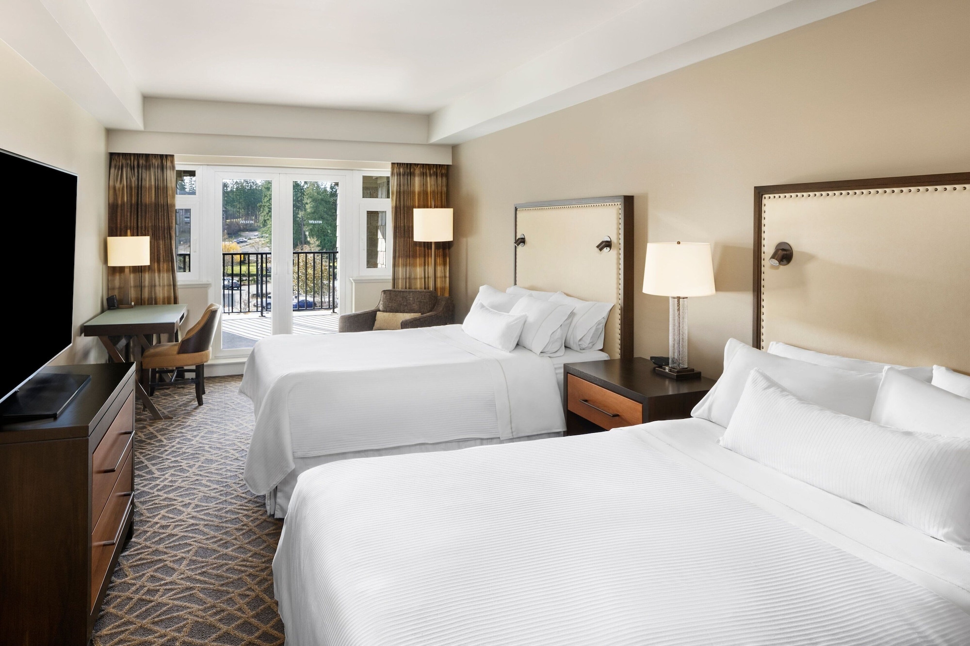 Deluxe, 2 Queen Beds, Resort View, Balcony
