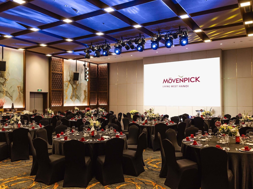Movenpick Living West Hanoi 109/112