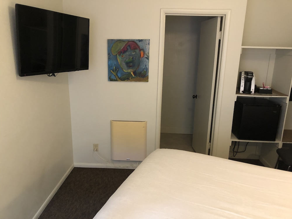 Bayfront Inn At The Waterfront 13/46