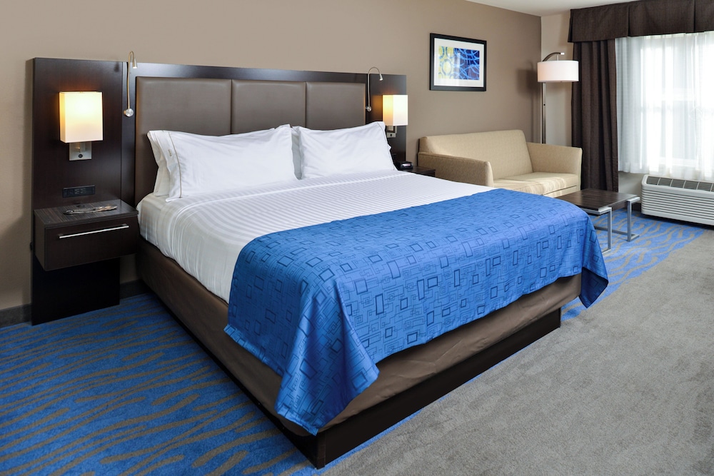 Holiday Inn Express Hotel & Suites St. Louis West-O Fallon 19/71