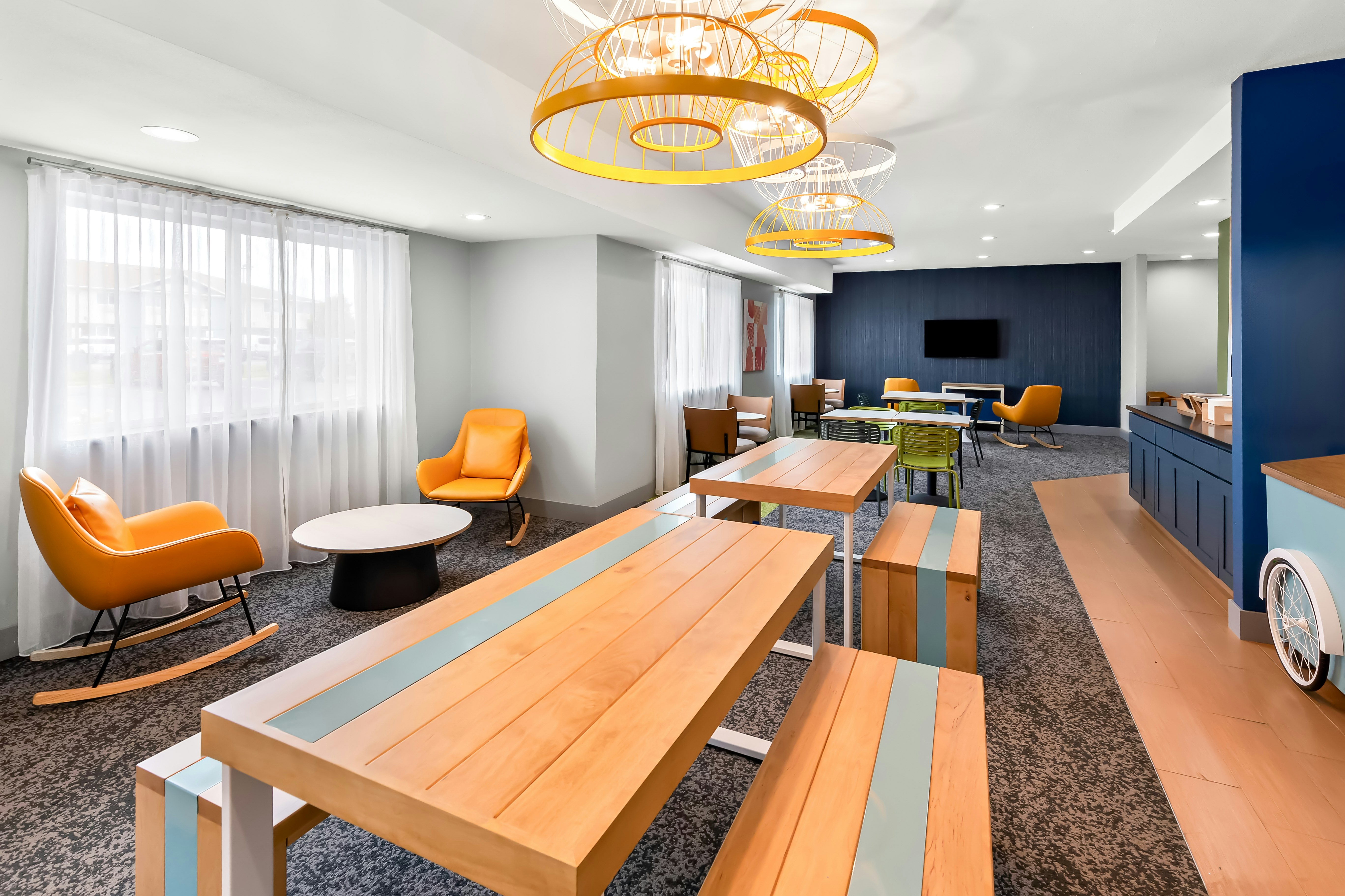 Spark by Hilton Springfield Southwest 13/17