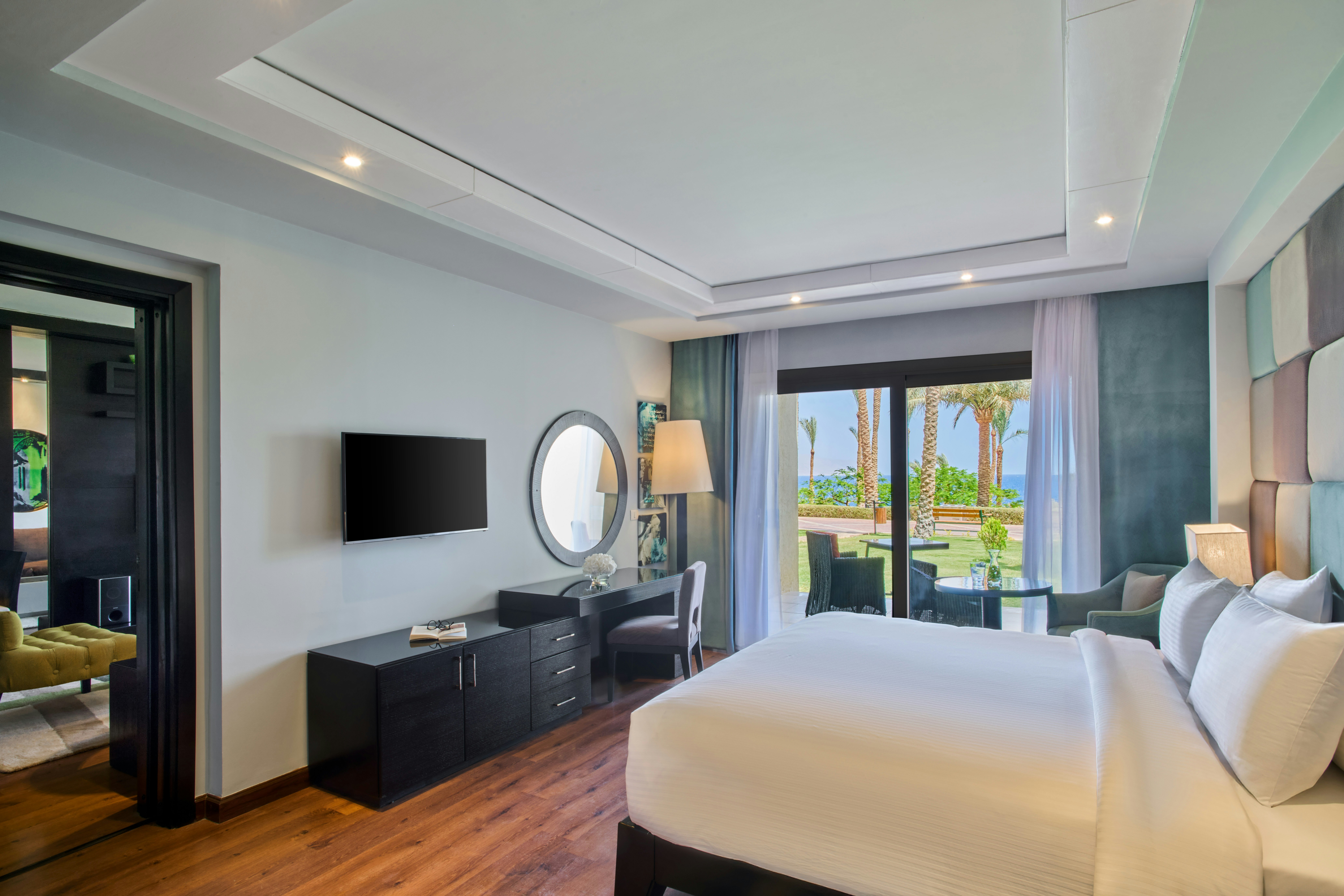 GRAND ROTANA RESORT AND SPA 5/50