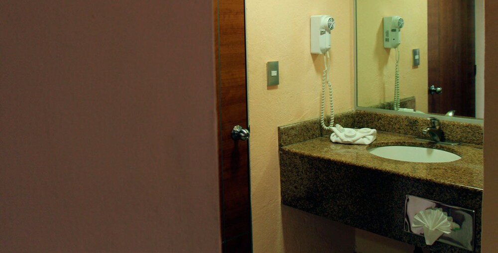Hotel Soleil Business Class Celaya 46/49