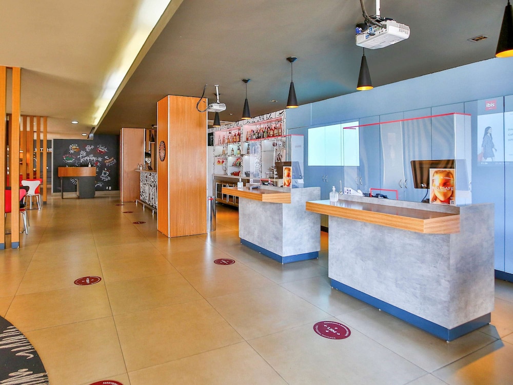 Ibis Goiania 9/64