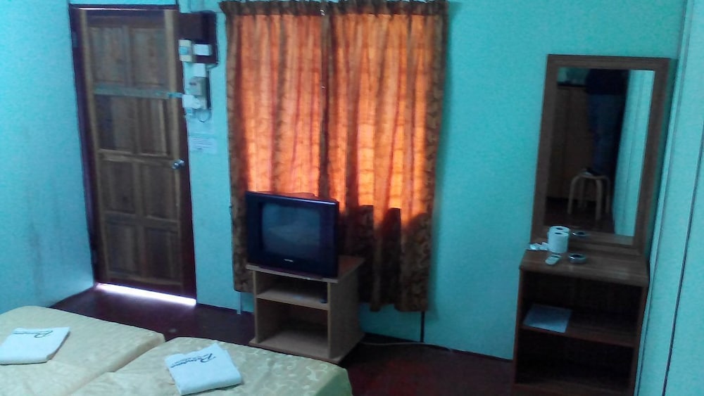 Purnama Beach Resort 44/67