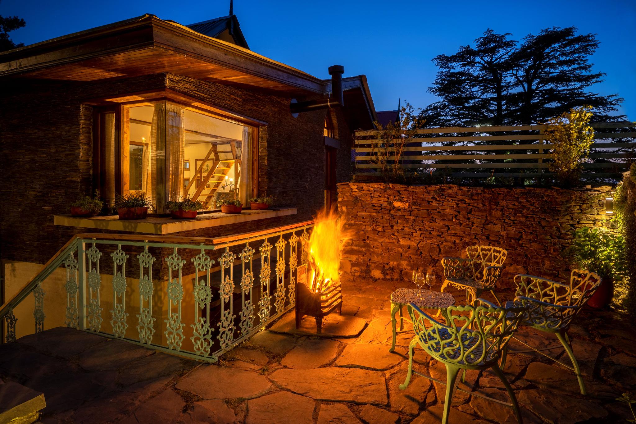 Ama Stays & Trails Ballyhack Cottage, Shimla 7/29