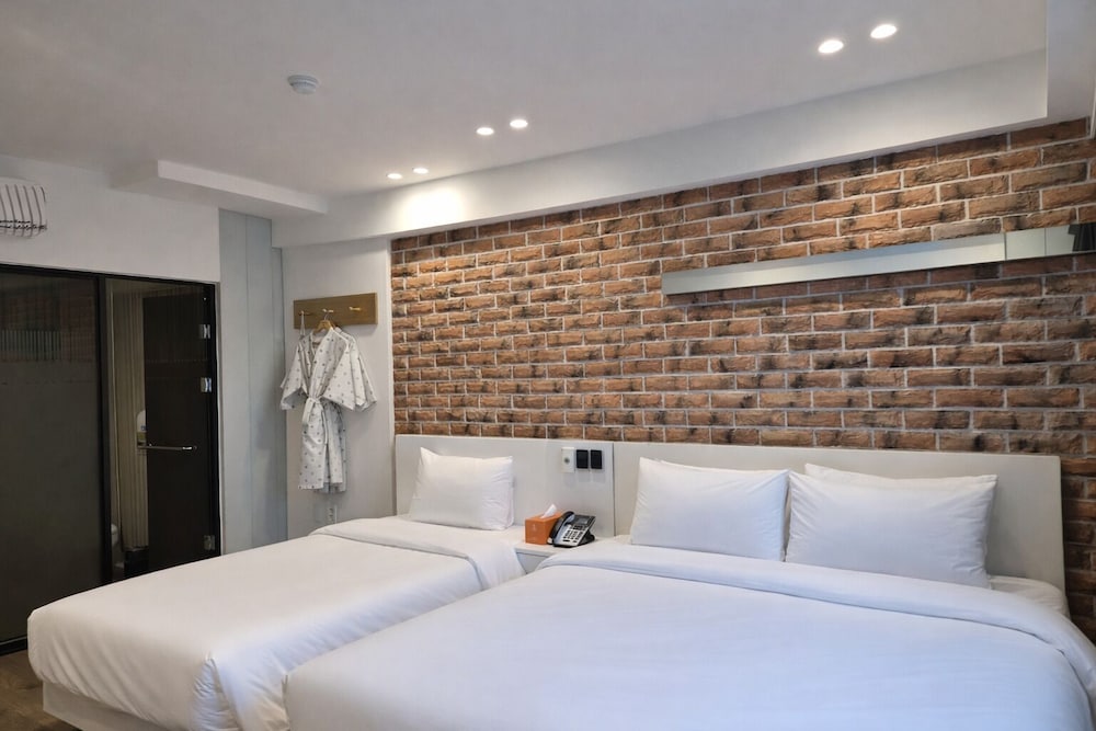 STANDARD, TWIN BEDS