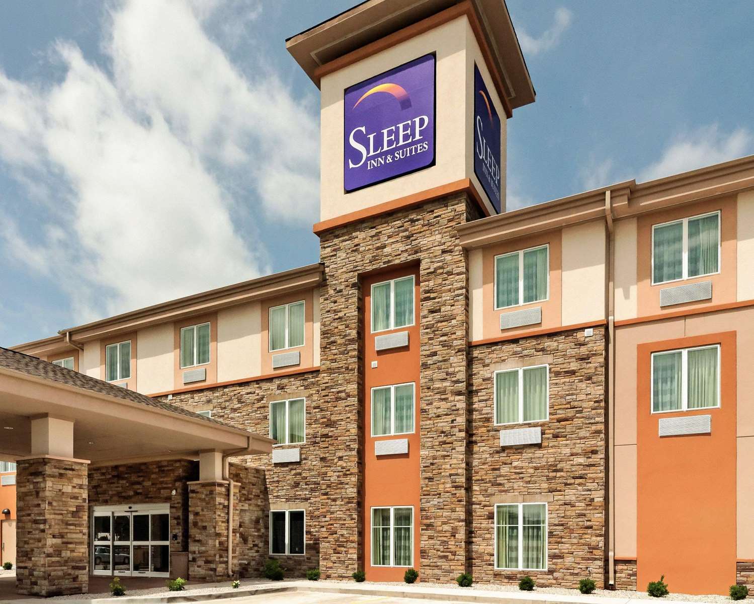 Sleep Inn & Suites Fort Scott 4/41