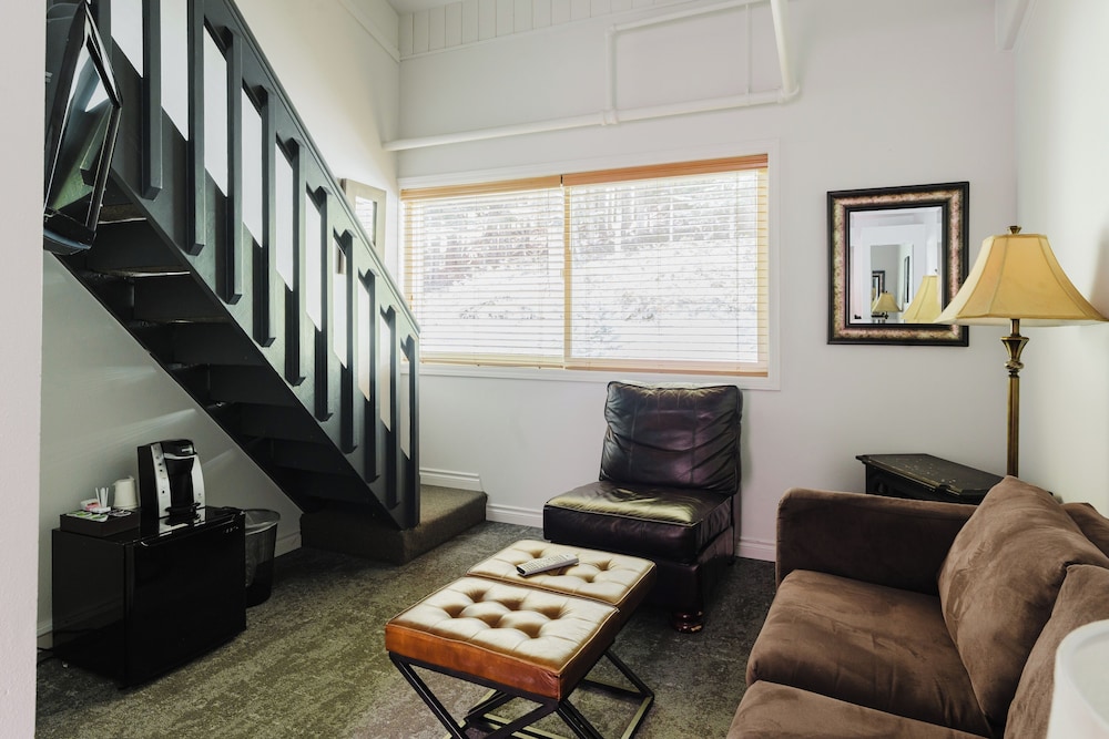 Crystal Mountain Hotels 31/50