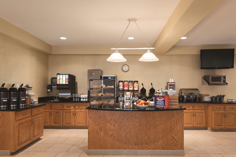 Country Inn & Suites By Radisson Mankato Hotel And Conference Center 25/38