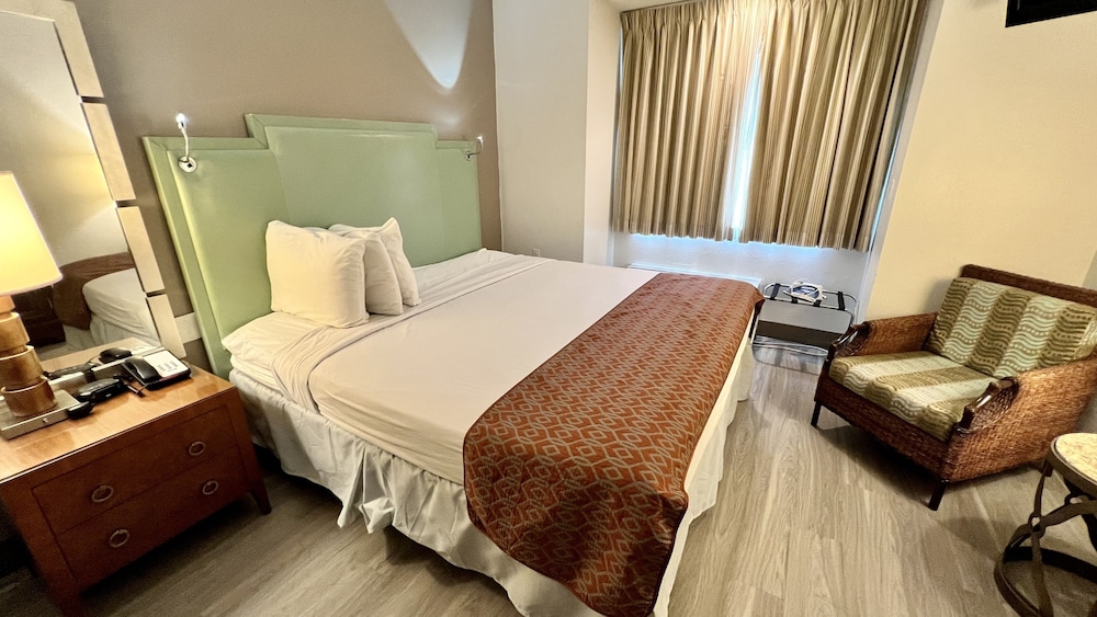 Baymont by Wyndham Orlando-International Dr-Universal Blvd 20/50