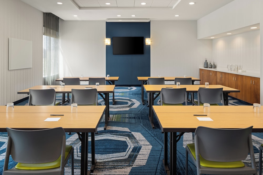 Springhill Suites Kalispell 36/49