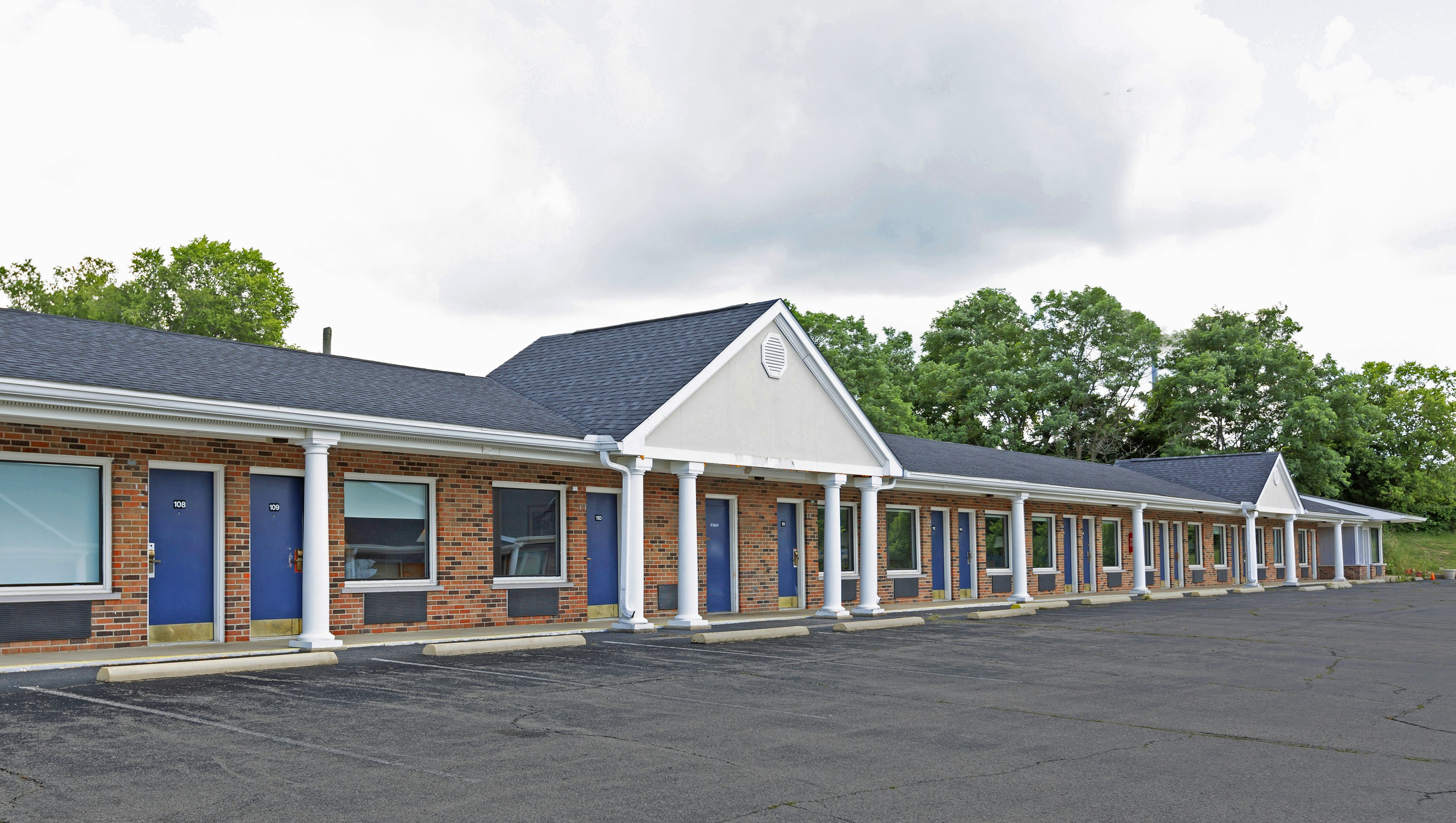 Sunrise Inn Williamstown 4/41