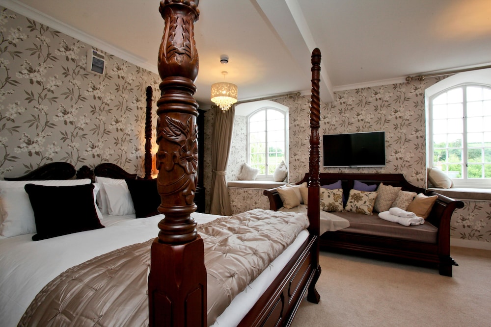 The Notley Arms Inn 17/41