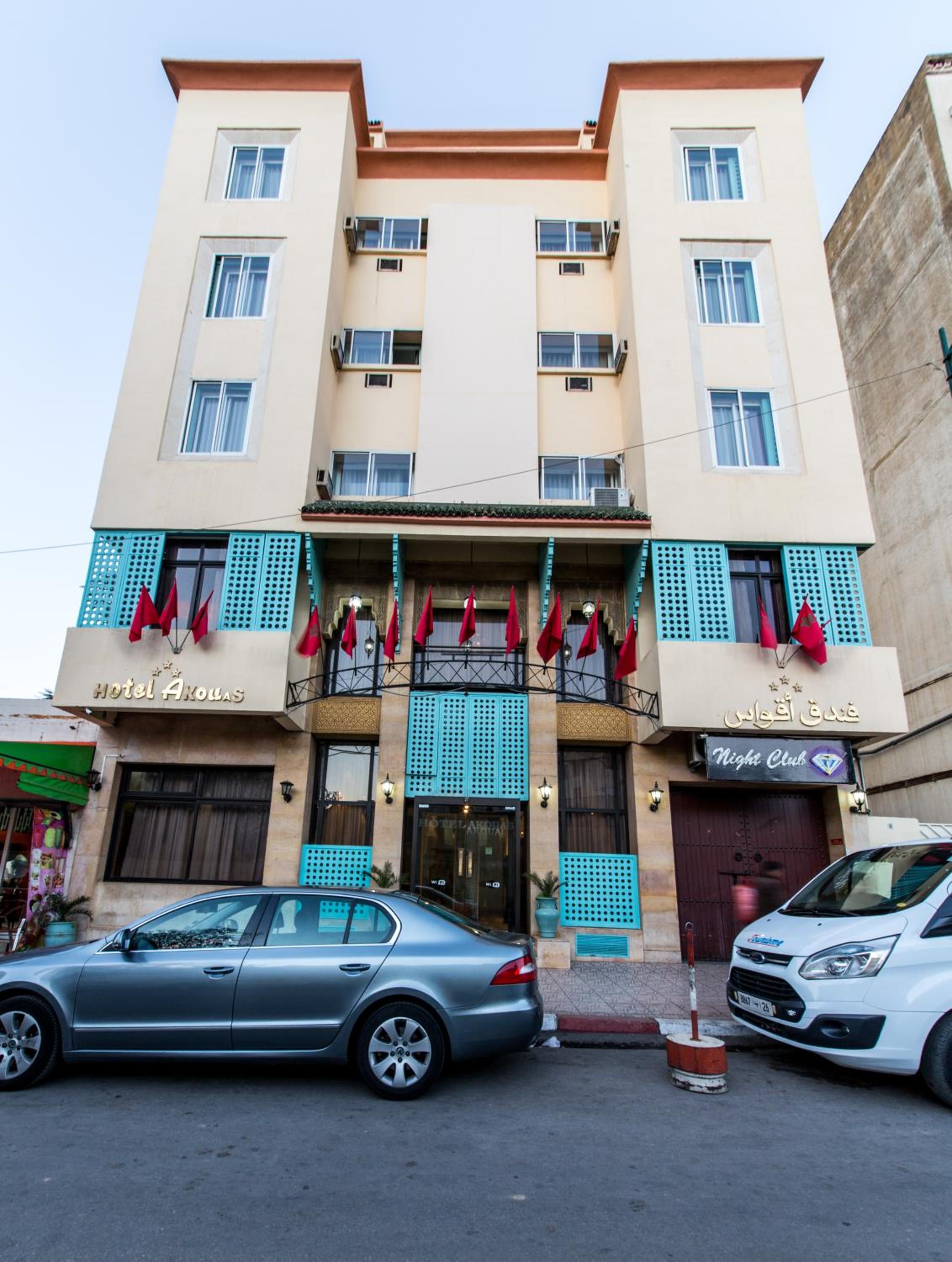 AKOUAS HOTEL 40/46