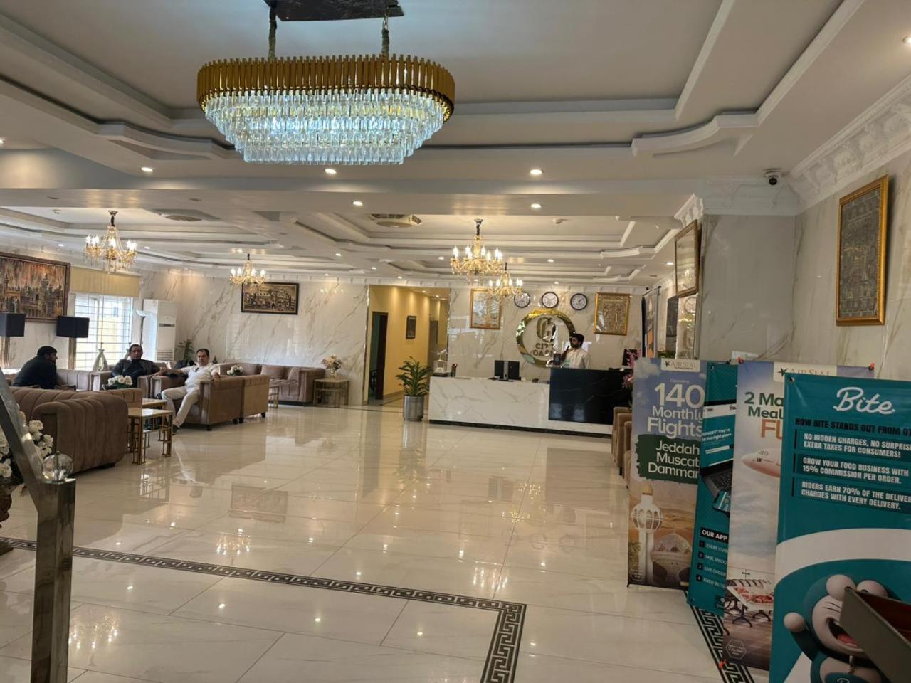 City Oasis Hotel 8/62