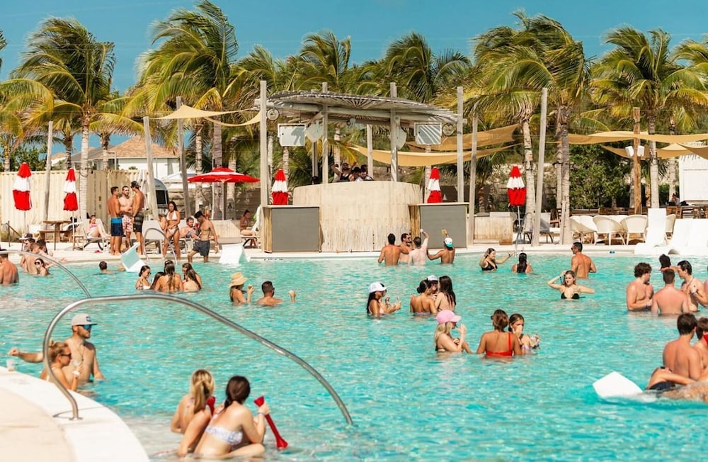 Hilton At Resorts World Bimini 40/49