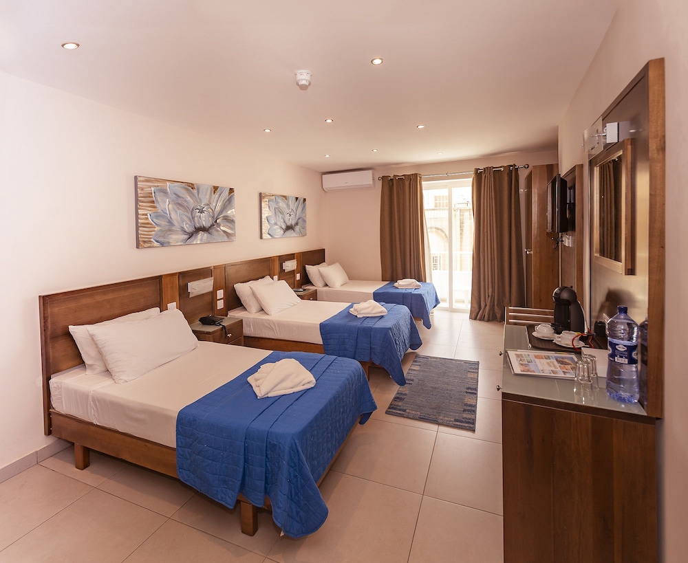CERVIOLA HOTEL 6/45