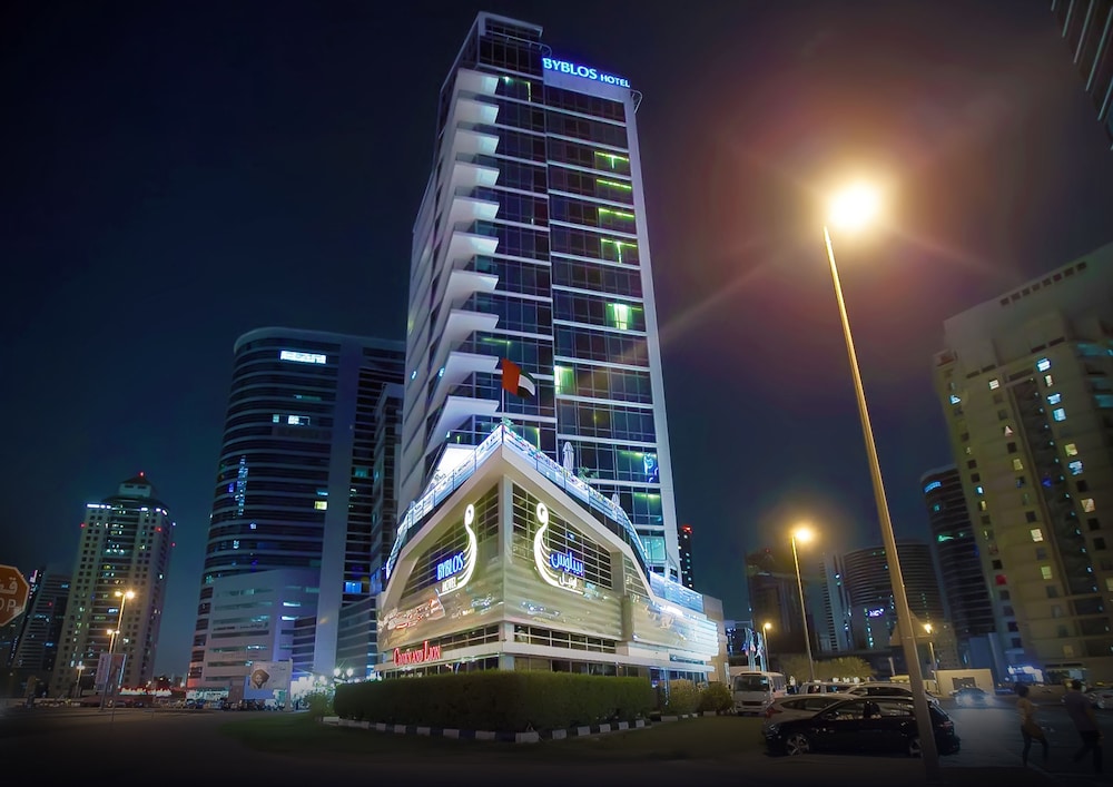 Social Hotel in DUBAI