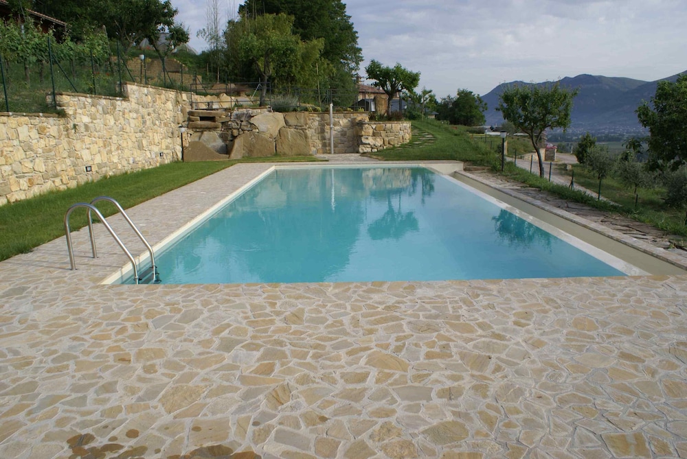 Agriturismo Fonte Chiara 16/35