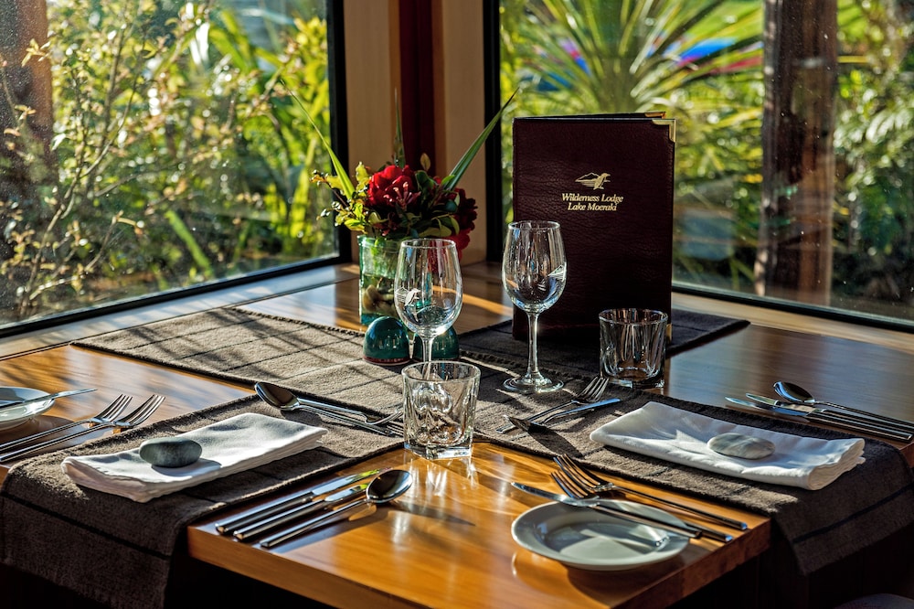 Lake Moeraki Wilderness Lodge 16/39