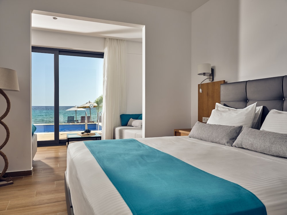 Honeymoon, Suite, King Bed, Sea Side, Private Pool