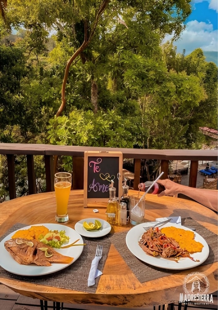 Hotel MadreSierra Santa Marta 31/50
