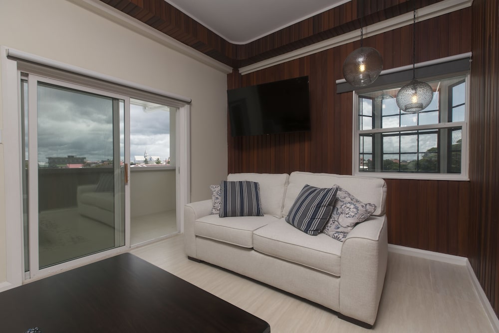 King's Hotel & Residences 19/33