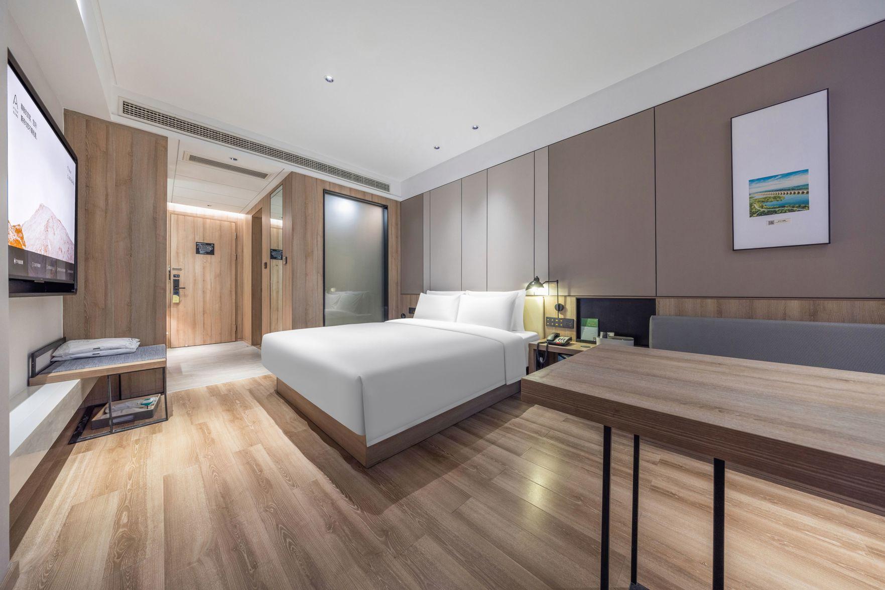 Guest Room, Double Bed