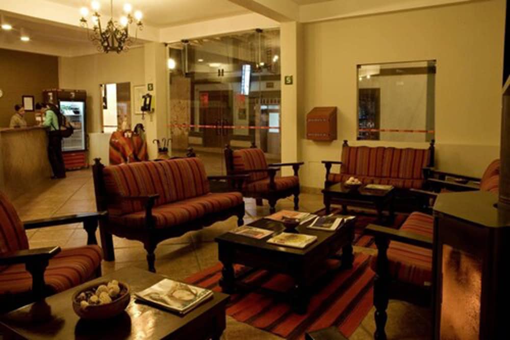 CASA ANDINA STANDARD PUNO 49/81