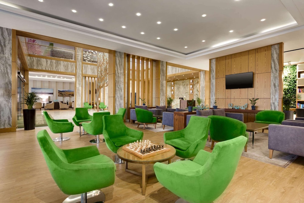 Wyndham Garden Astana 61/75