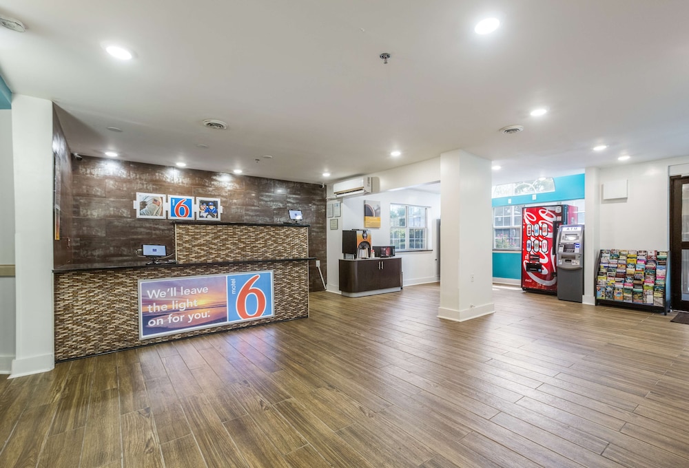Lobby at Motel6 Smyrna, GA - Atlanta, Mableton - GA