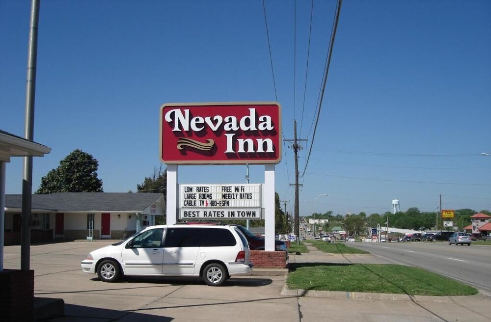 Nevada Inn 13/27