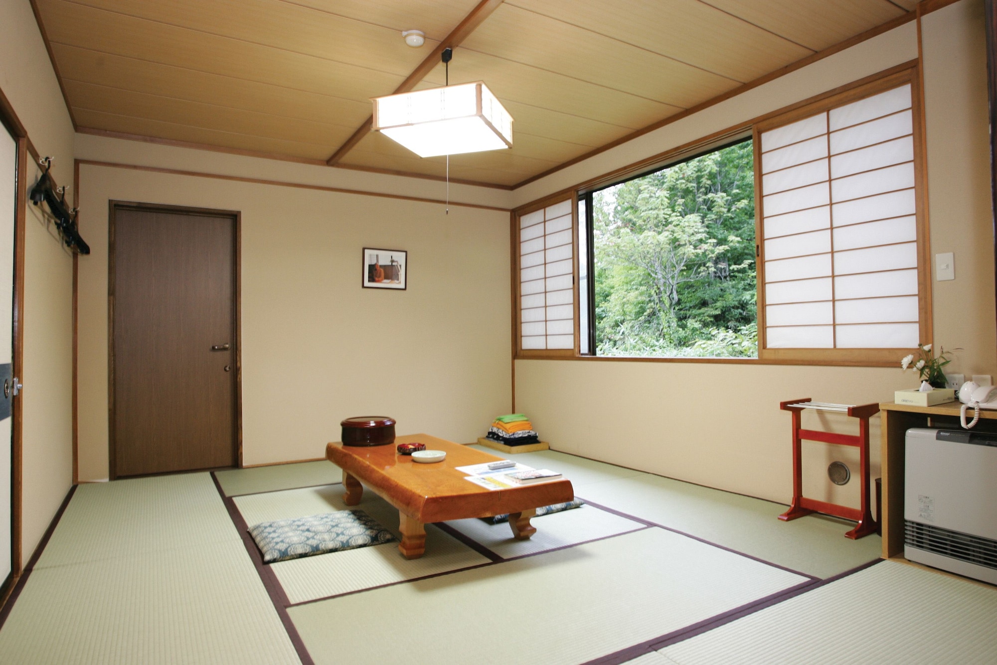 Japanese, Executive, 3 Futon Beds, East Wing