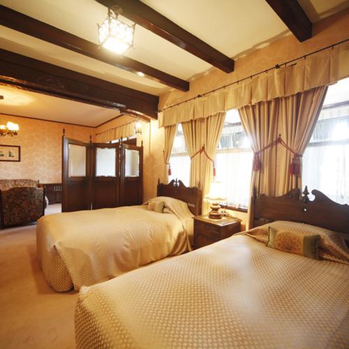 Special, Twin Beds