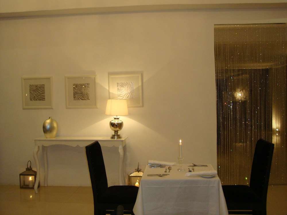 The Aknac Hotel 18/50