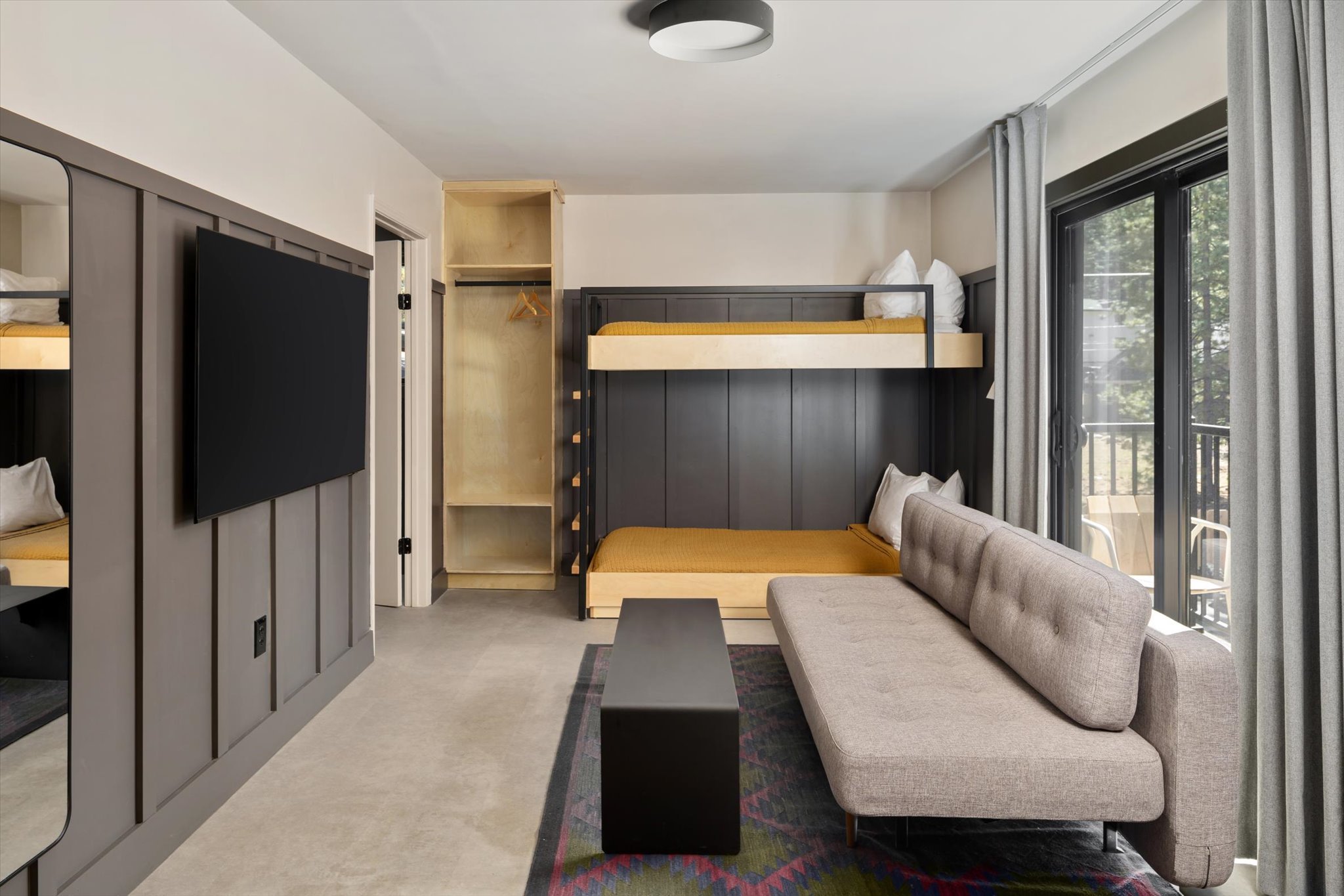 The Coachman Hotel 26/39