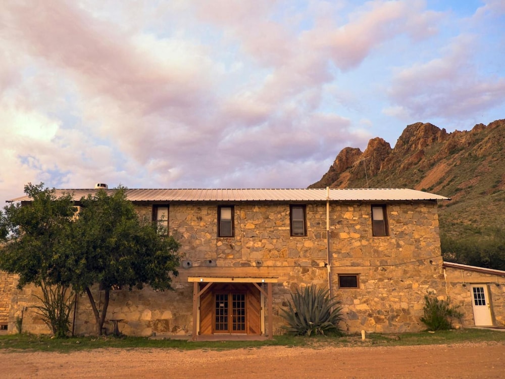 Terlingua Ranch Lodge 5/64