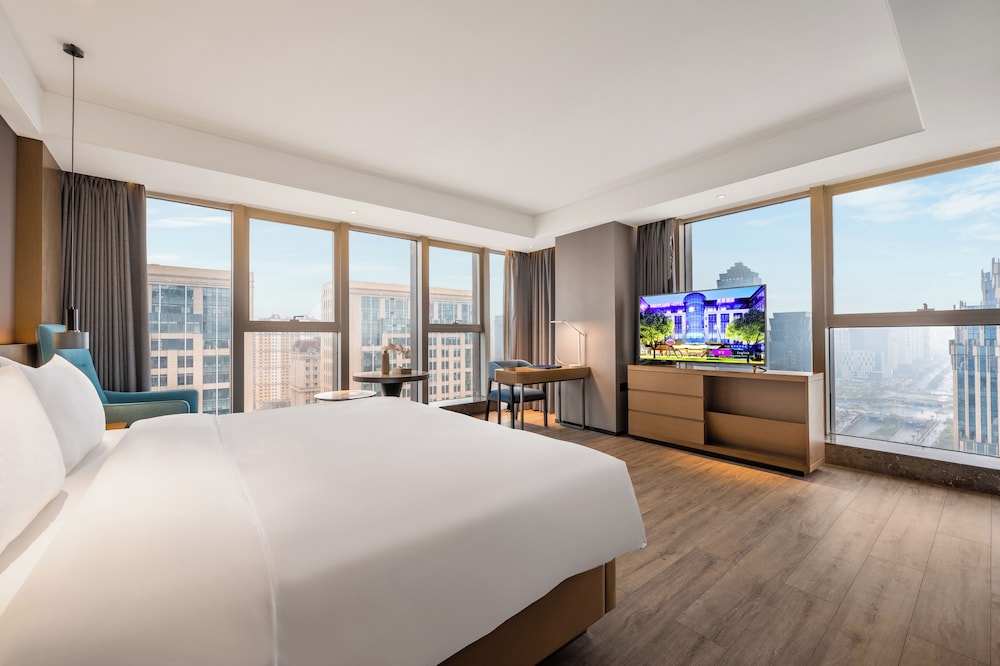 غرفة بريفيليج بسرير كينج، Mercure Xining Haihu CBD 5/9