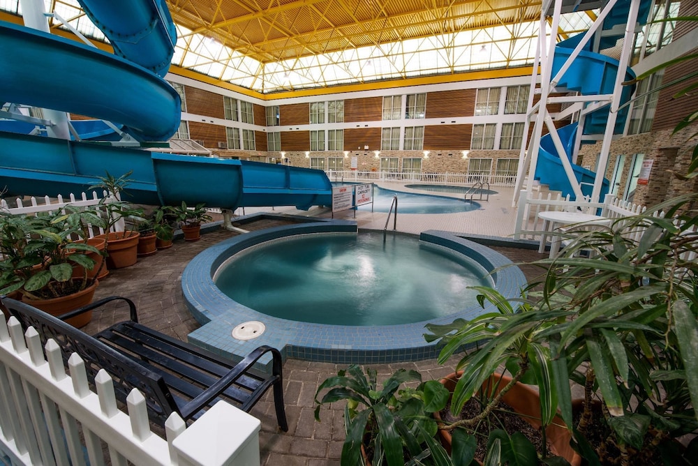 swimming pool spa