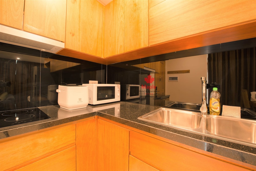 Maple Hotel Apartment 7/50