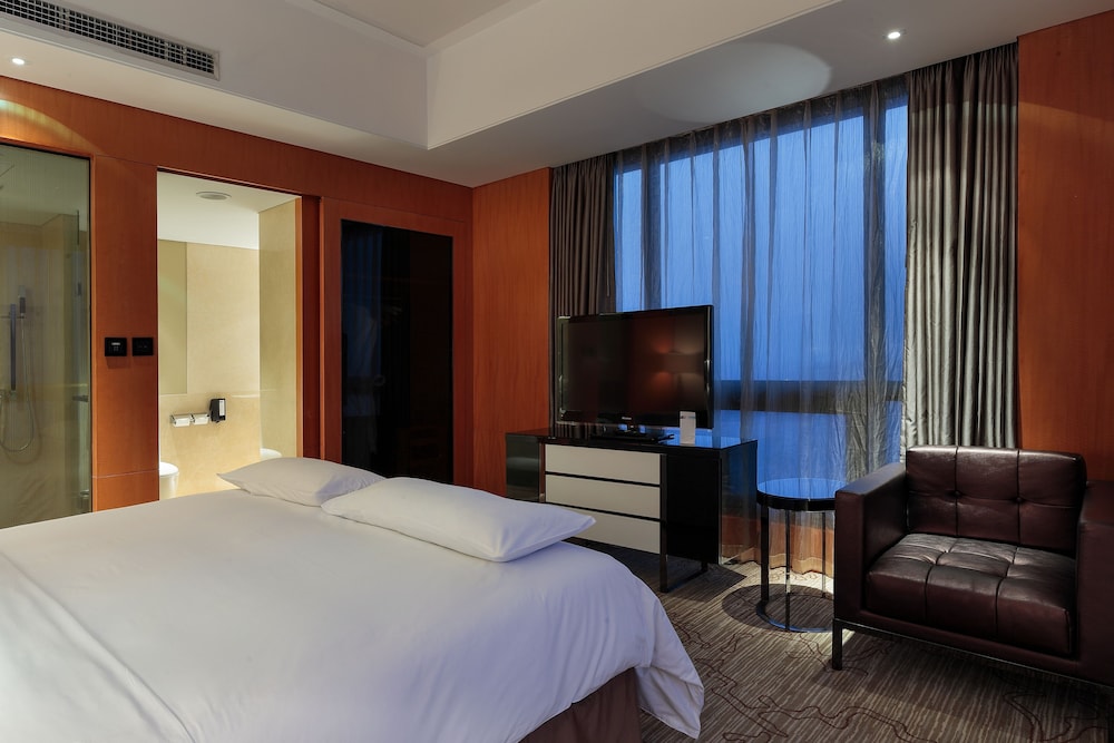 Pullman Anshan Time Square 19/73