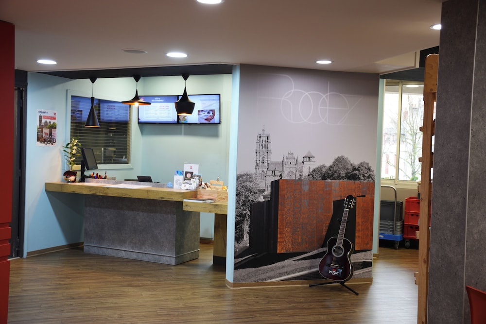 Ibis Rodez Centre Cathedrale 5/71