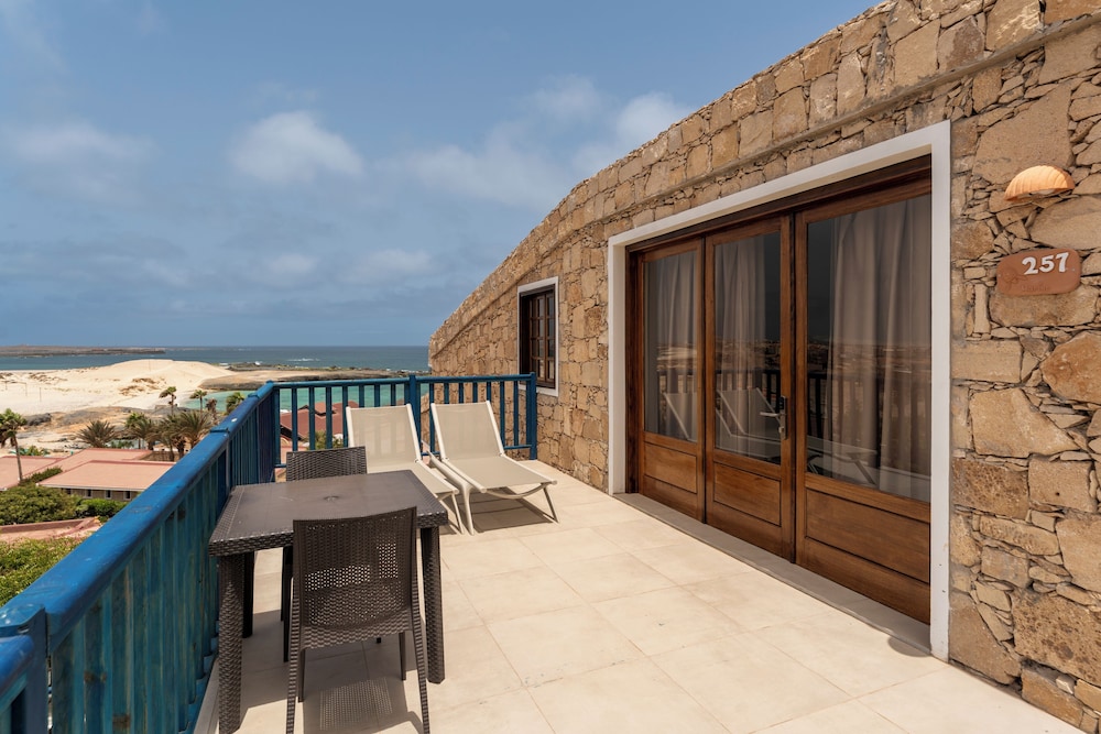 Ahg Marine Club Beach Resort 7/60