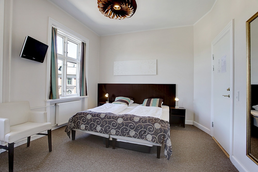 Hotel Sct Thomas 10/50