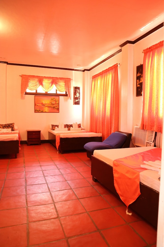 Isla Bonita Beach Resort 32/67