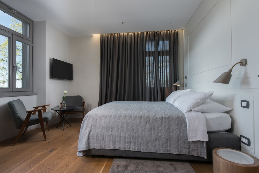 Hotel Peteani 17/50